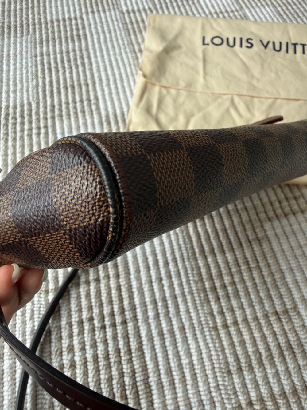 Louis Vuitton Brown Damier Favorite MM Crossbody Bag - Picture 8 of 17